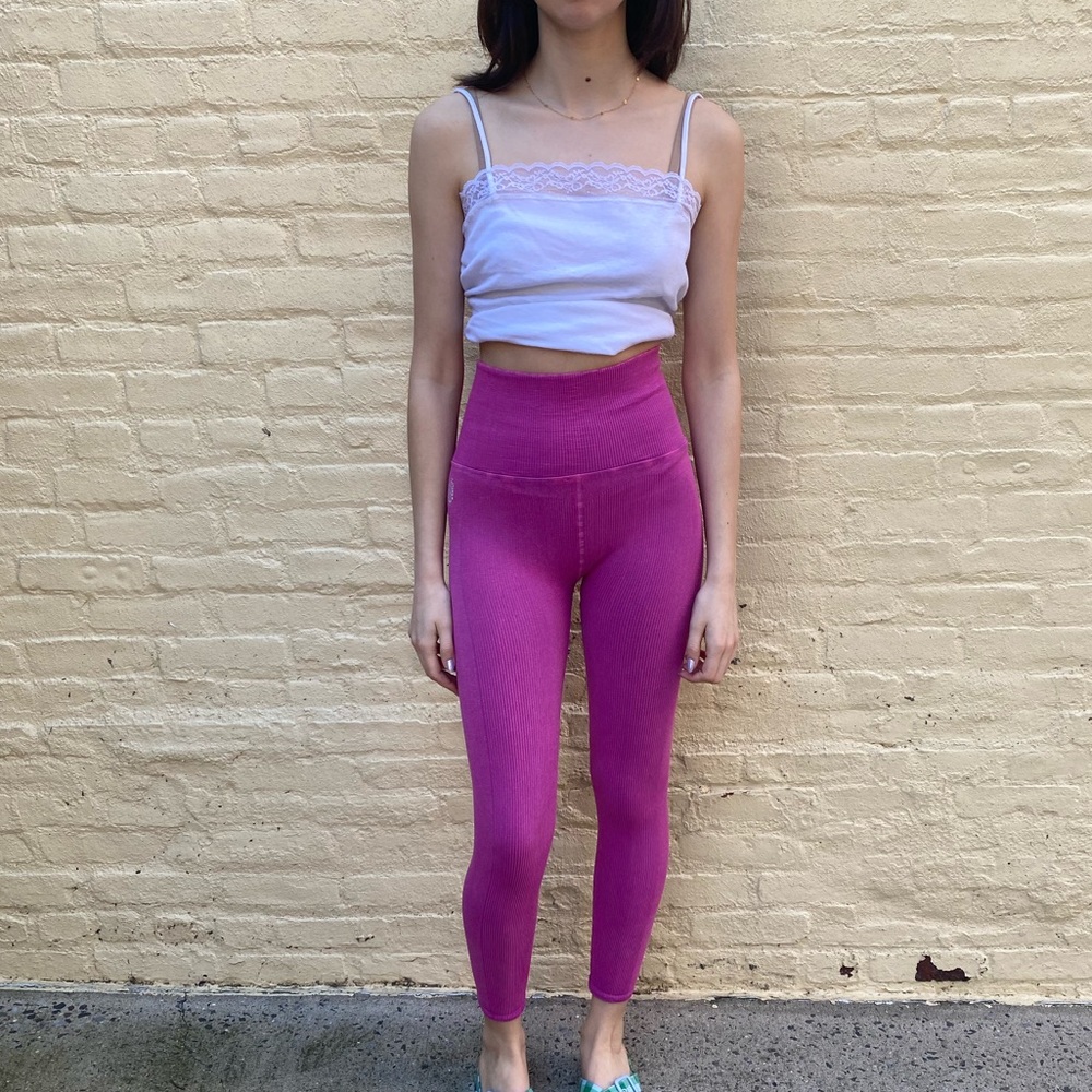 FREE PEOPLE MOVEMENT- Ribbed Compression Fuschia Leggings - Size M/L